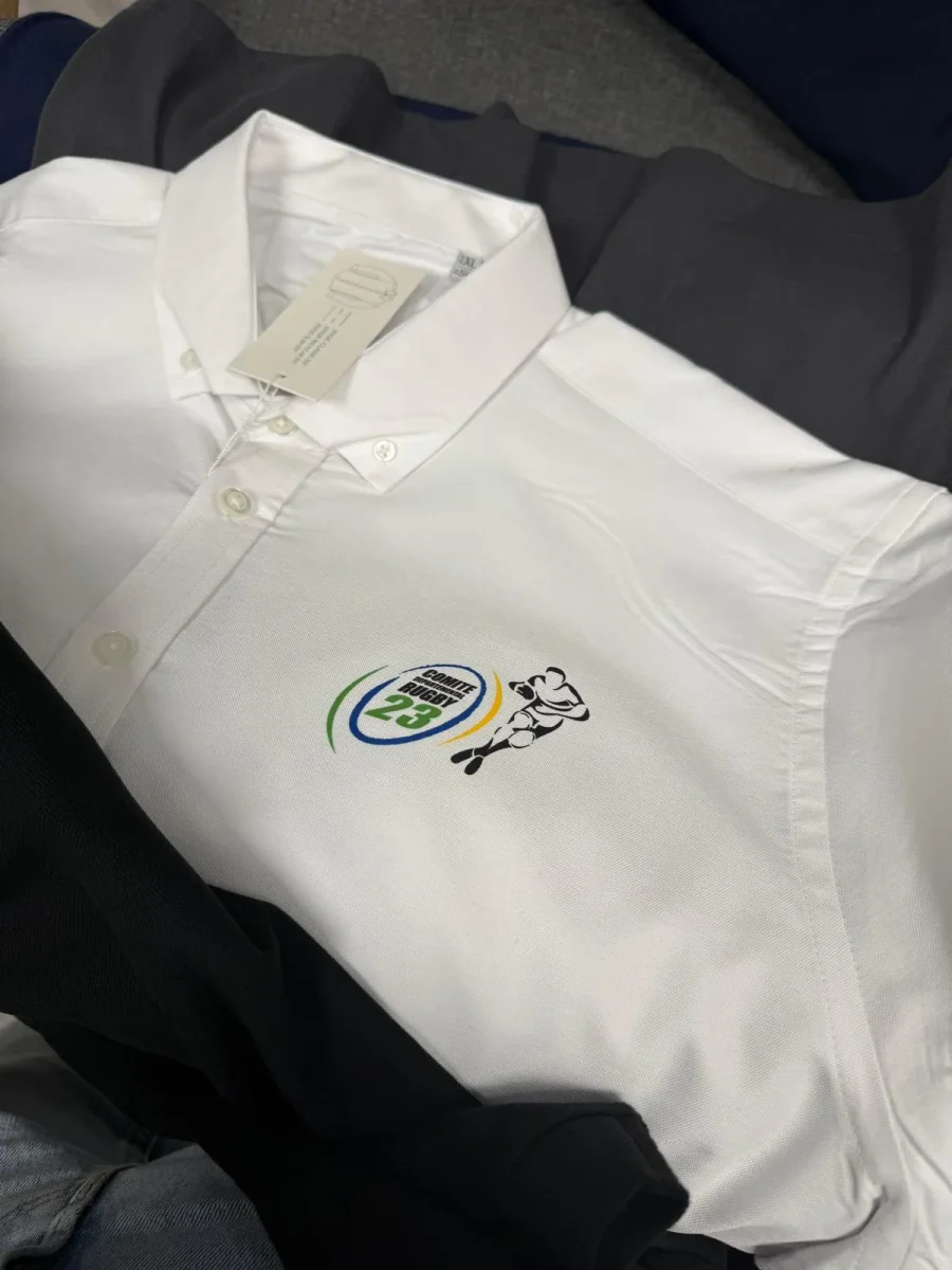 Polo Comité départemental de rugby 23, marqué à l’atelier Syou de Guéret